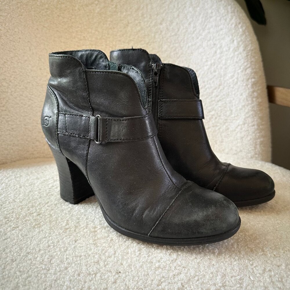 BORN black high-back flared heel ankle boots | 8.5-9 | leather 3" heel